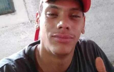 Morto pela PM tinha passagens por furtar bicicleta e por roubar R$ 900