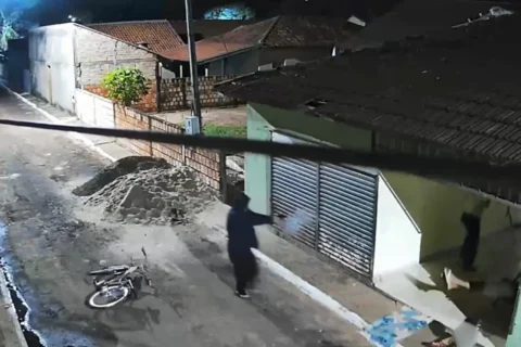 Homem é baleado no pescoço e na perna durante atentado em Angélica