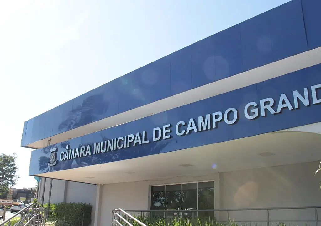 Na sessão desta quinta-feira, Câmara aprova nome social em lápides e reestruturação da carreira de auditorees