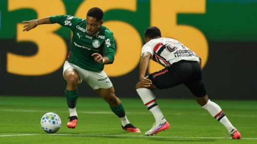 Palmeiras vence São Paulo, assume ponta e amplia tabu no Choque-Rei