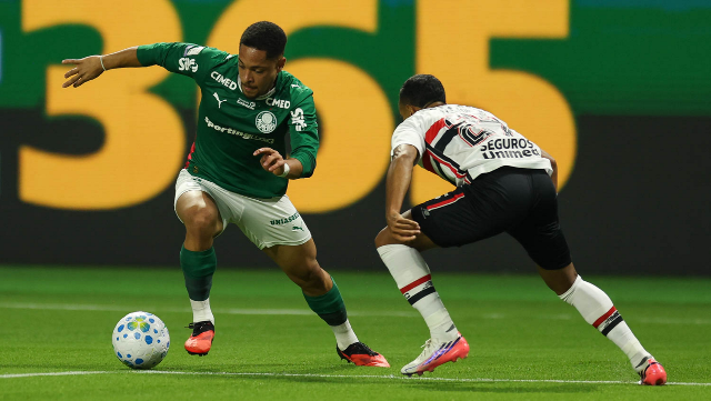 Palmeiras vence São Paulo, assume ponta e amplia tabu no Choque-Rei