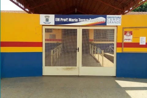Pais denunciam falta e pouca variedade na merenda de escola municipal em Campo Grande