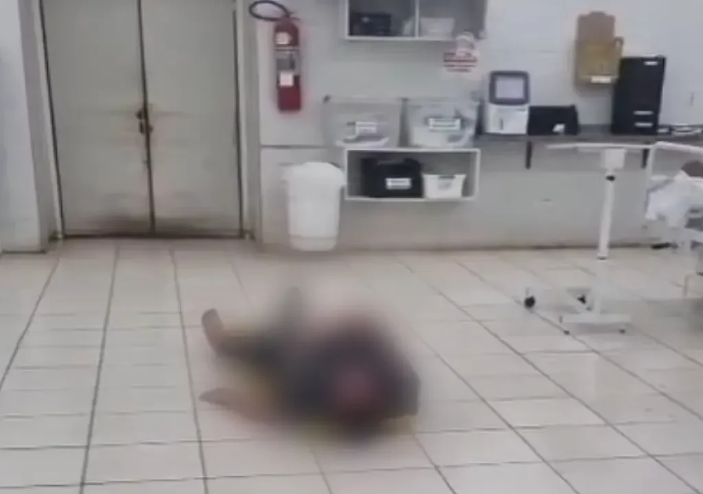 Vídeo: Mulher denuncia UPA após marido convulsionar e ser colocado em maca no chão
