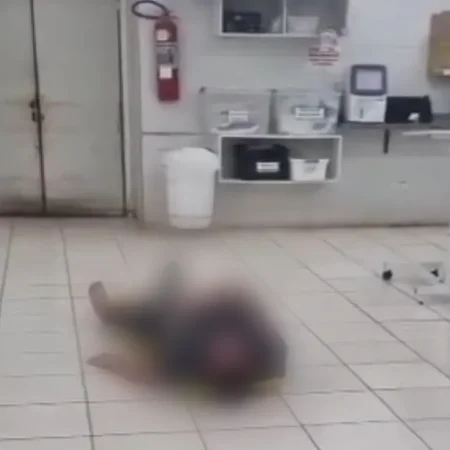 Vídeo: Mulher denuncia UPA após marido convulsionar e ser colocado em maca no chão