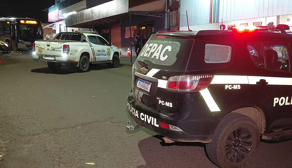Criança de 11 anos é atropelada por ônibus enquanto andava de bicicleta no Zé Pereira