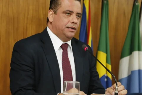 CNJ derruba afastamento e determina retorno de Alexandre Bastos ao TJMS