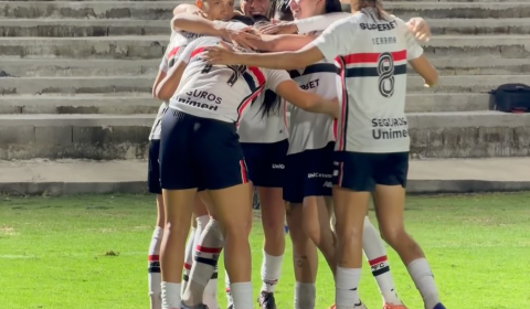 São Paulo faz 3 gols no 2º tempo e vence Flamengo pela semifinal feminina