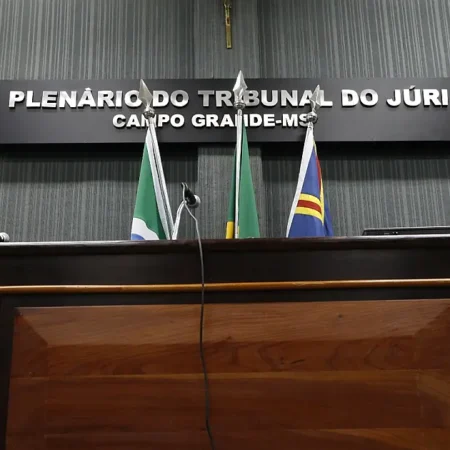 Quase 7 anos de espera: júri por morte em acidente é adiado