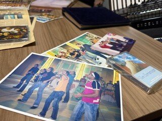 Fotos levam Alma Serrana de volta à fita K7 e bailes com 3 mil pessoas Fotos levam Alma Serrana de volta à fita K7 e bailes com 3 mil pessoas