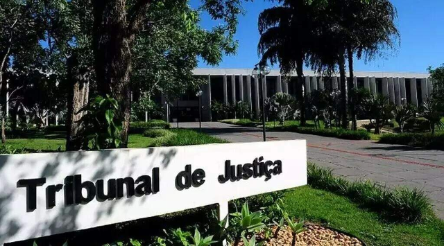 Justiça mantém lei que proíbe atletas trans em competições femininas