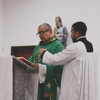 Missa prepara fiéis para dia de homenagens a "santo millennial" Missa prepara fiéis para dia de homenagens a "santo millennial"