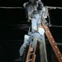 Trabalhador leva choque elétrico durante manutenção de rede em aldeia