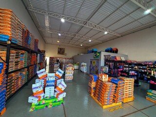 Pet shop cresce na Rua da Divisão e vira aliado de quem mora na região Pet shop cresce na Rua da Divisão e vira aliado de quem mora na região