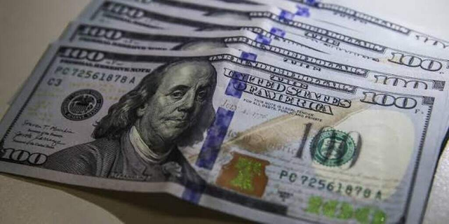 Dólar recua 0,28% para R$ 5,07 no último pregão da semana