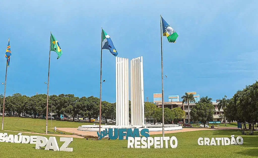 UFMS abre 154 vagas para técnicos-administrativos em MS