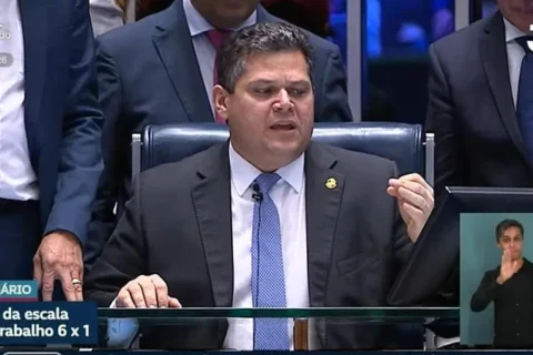 Histórico: Senado aprova fim da escala 6x1 com diminuição de horas trabalhadas